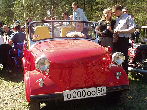 Мотоклуб "Позитивная механика", закрытие сезона сентябрь 2005 год. Псков.