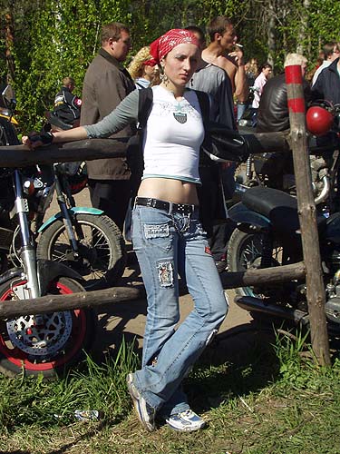 Мотоклуб "Позитивная механика", закрытие сезона сентябрь 2005 год. Псков.