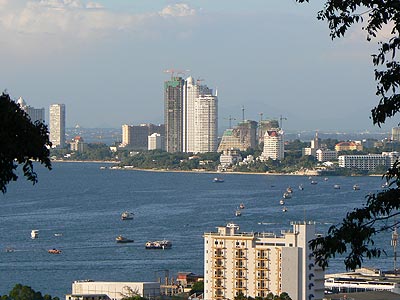 Город растет и постоянно строится.