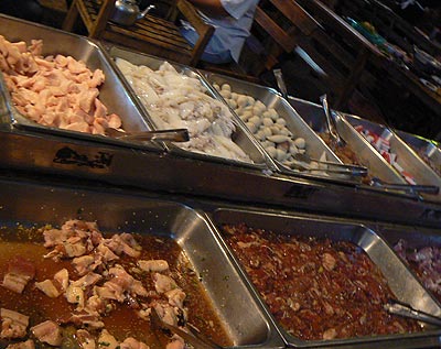 Сырое для супа: свинина, курица, говядина, печень, почки, рыба, кальмары, осьминоги, сало, рыбные и мясные шарики