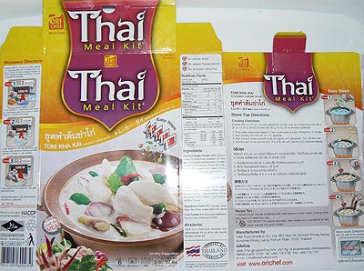 Развернутая упаковка супа Tom Kha Kai.