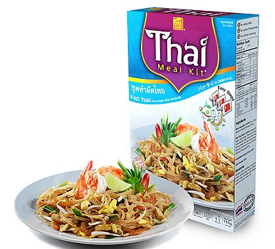 Жаренная тайская рисовая лапша с креветками и яйцом PAD THAI (THAI FRIED RICE NOODLES). Рецепт этой лапши пришел из древней Айютаи и успешно используется более 250 лет.
