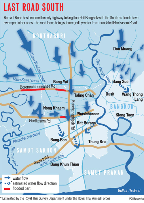 <p align="justify">Карта движения воды в Бангкоке на 6 ноября</p>
<p align="justify">Синяя цельная стрелка - текущее направление воды<br>
Синяя пунктирная стрелка - прогнозируемое движение воды <br>
Красная линия показывает затопленную часть</p>
