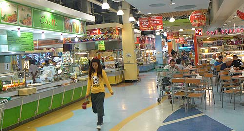 Tesco Lotus, фуд-корт